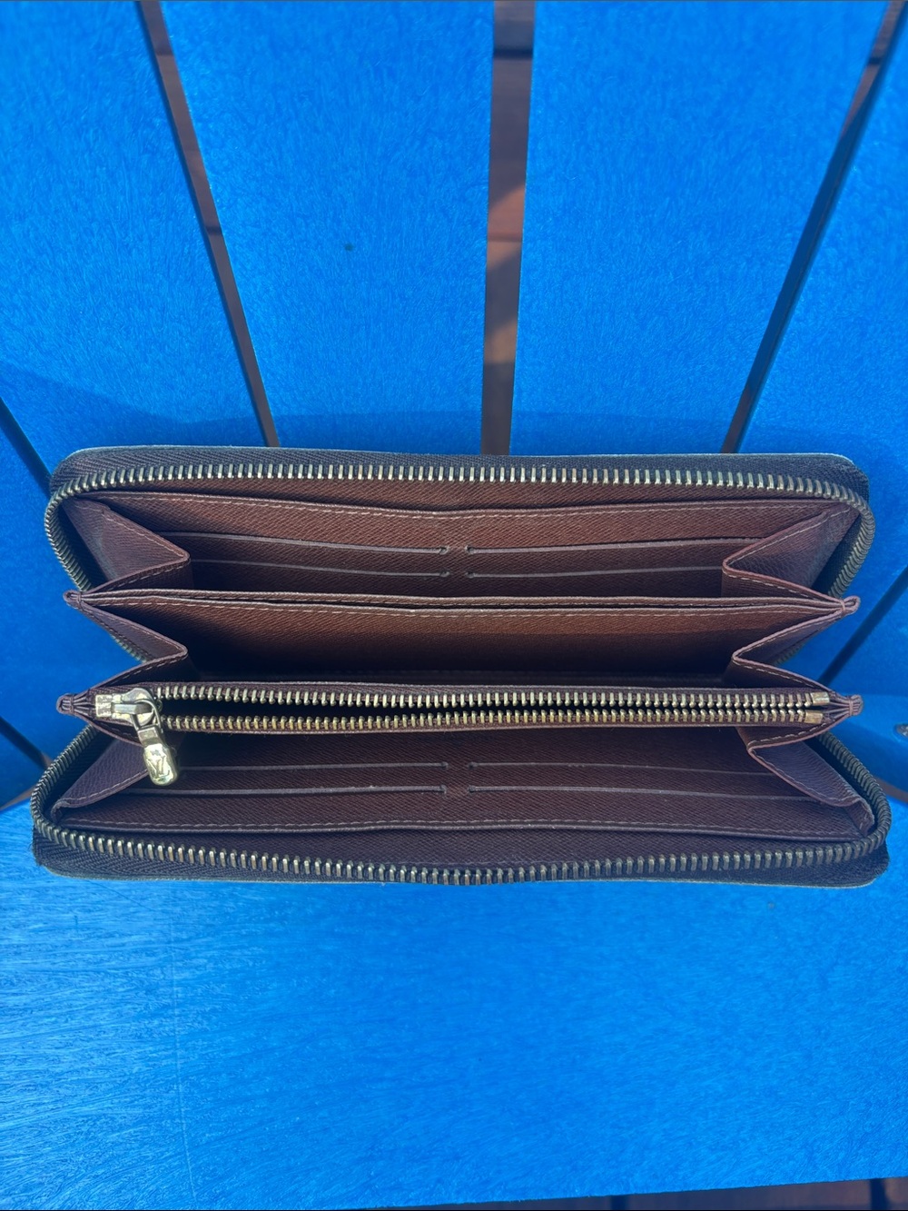 LV Monogram Zippy wallet - Picture 6 of 11